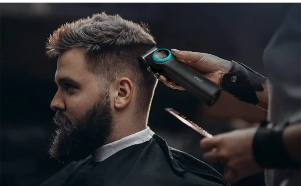 VGR 001 977 new hair trimming set high-end men's hair clipper intelligent digital display electric pusher carving and whitening - Image 13