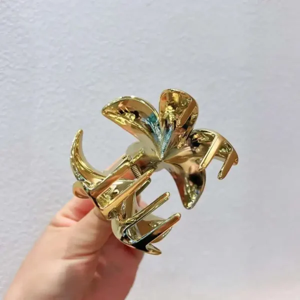 Korean Hawaiian Gradient Flower Hair Claw Clip For Women Girl Fashion Plastic Non Slip Hold Hairpin Barrette Hair Accessories - Image 41